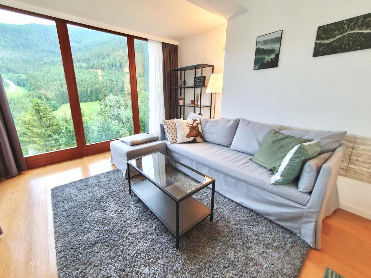 Magic View @ Rosie Chalet บาด ไคลน์เคิร์ชไฮม์ ภายนอก รูปภาพ